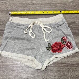 Gray Floral Embroidered Women's Shorts XS